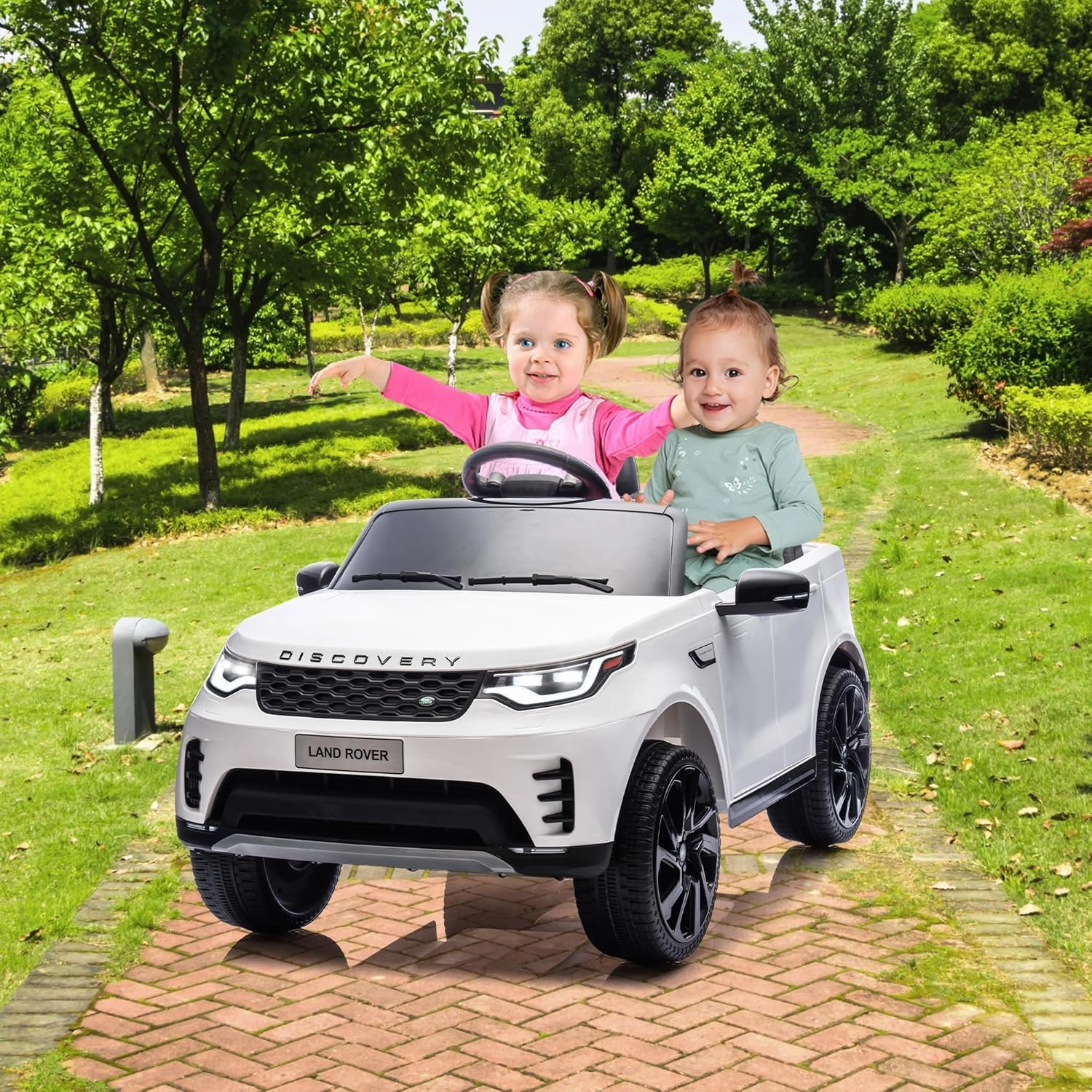 12V Kids Ride On Car,Licensed Land Rover Style, 4.5Ah Battery, 2 Motors, 3 Speed Modes, Safety Features,White