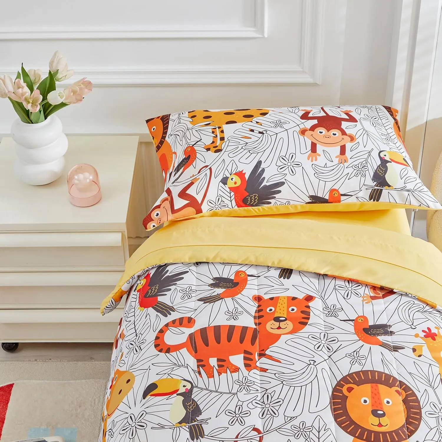 4 Pieces Toddler Bedding Set for Boys Girls - Cartoon Jungle Animals Print White Bed in a Bag - Colorful Comforter Set With Lion, Tiger, Monkey and Giraffe - Orange Yellow