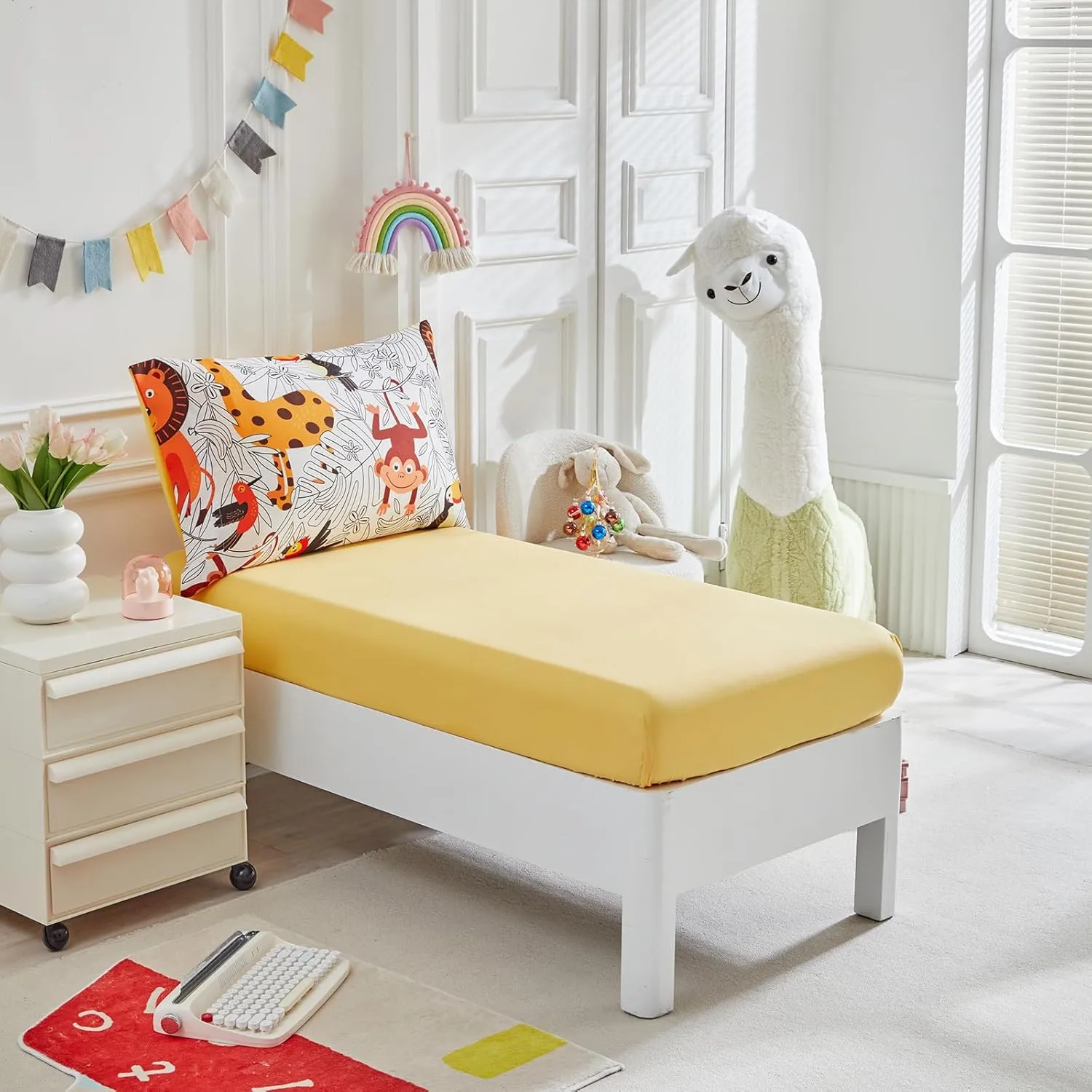 4 Pieces Toddler Bedding Set for Boys Girls - Cartoon Jungle Animals Print White Bed in a Bag - Colorful Comforter Set With Lion, Tiger, Monkey and Giraffe - Orange Yellow