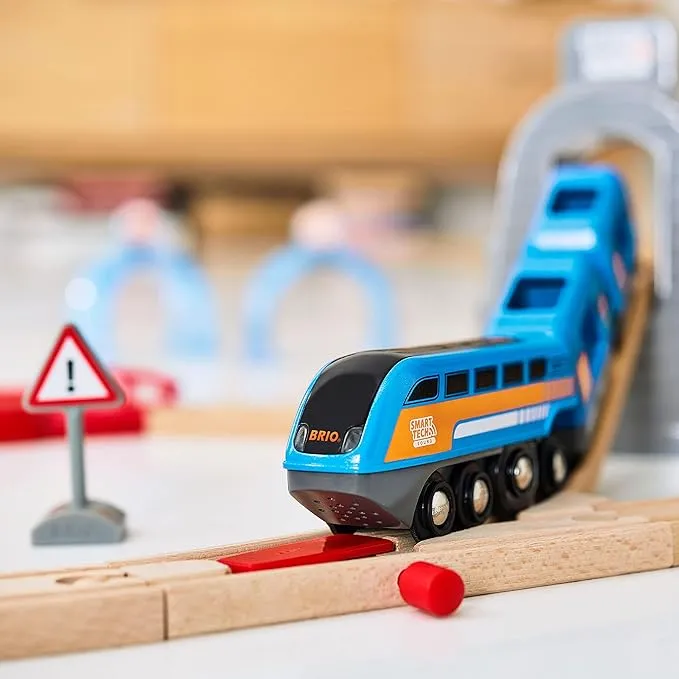 BRIO Smart Tech Sound Action Tunnel Set