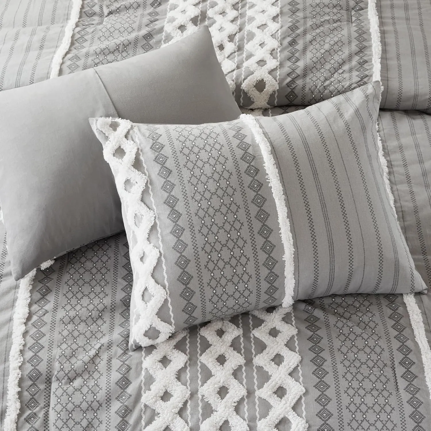 INK IVY Comforter for King Size Bed, Chenille Tufted, Breathable Cotton Comforter Set King, All Season Modern Boho Comforter with Farmhouse Bedding Flare, 2 Matching Shams, King Gray 3 Piece