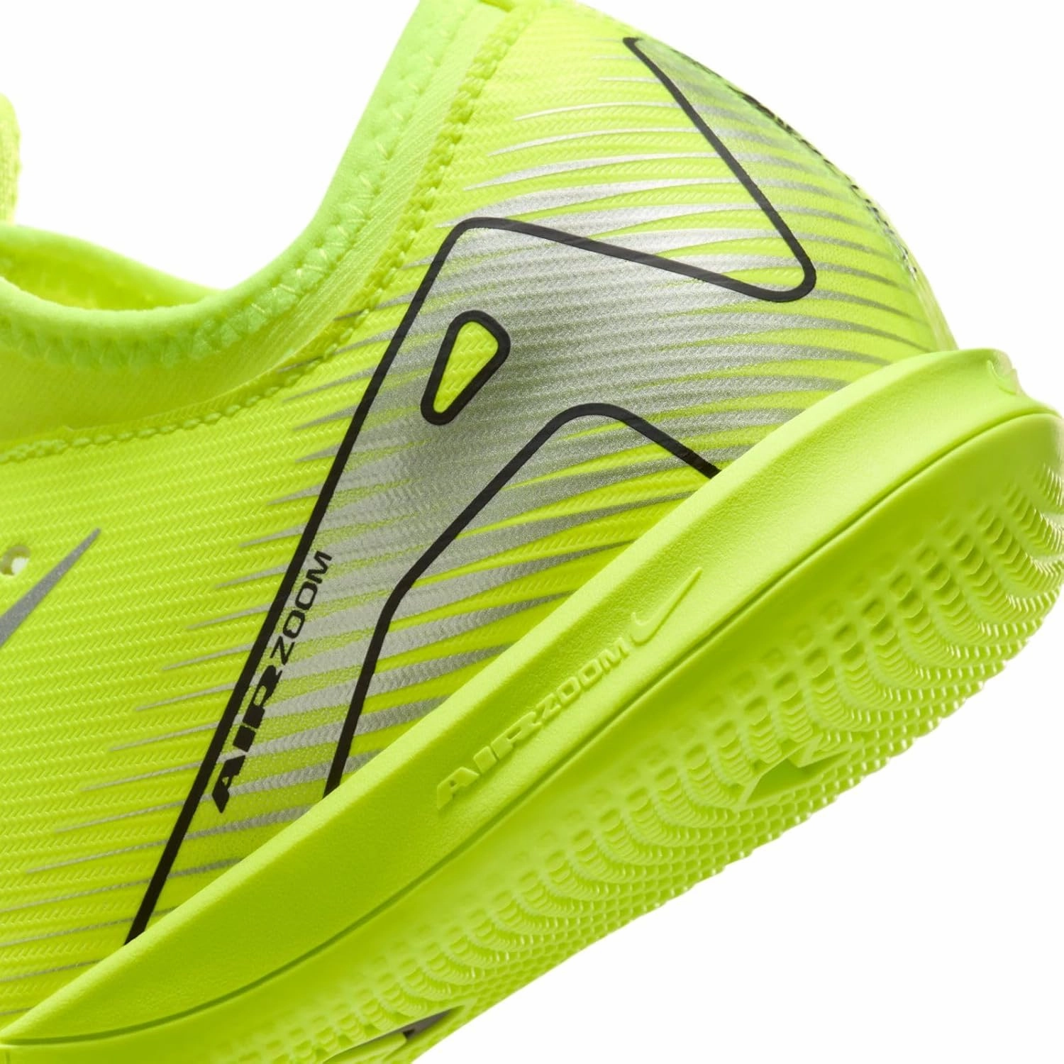 Nike Jr. Mercurial Vapor 16 Academy Little/Big Kids' IC Low-Top Soccer Shoes (FQ8411-700, Volt/Black)