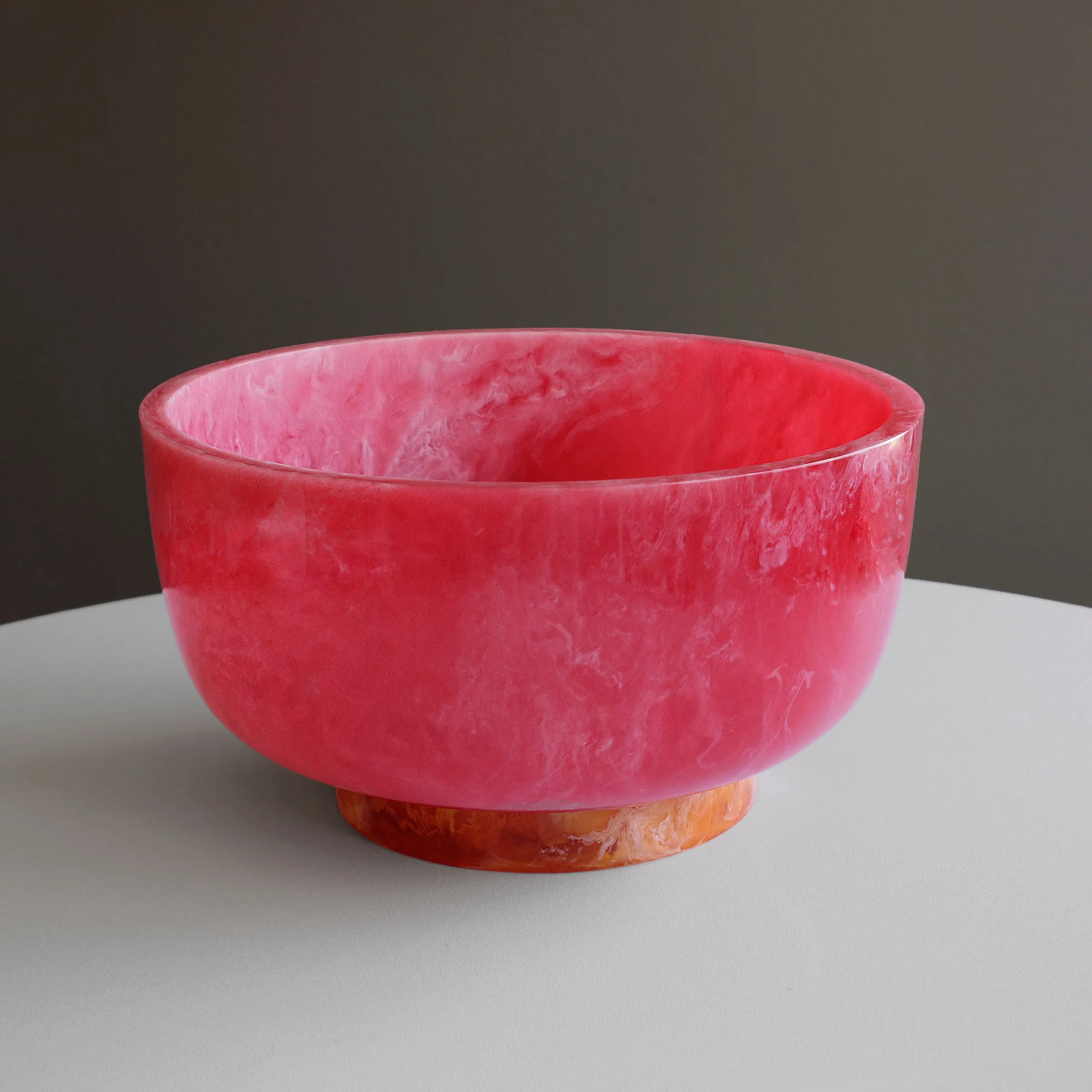 RESIN Rio Bowl with Base