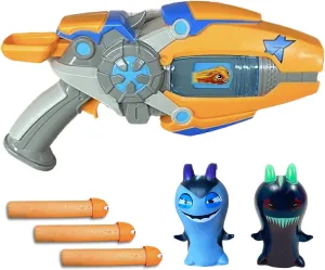 Slugterra Eli's Blaster & Mini Collectible Figurines Bundle, Set Includes 1 Blaster, 2-Pack Slug Characters & 3 Foam Slug Ammo, Toy for Kids & Teens