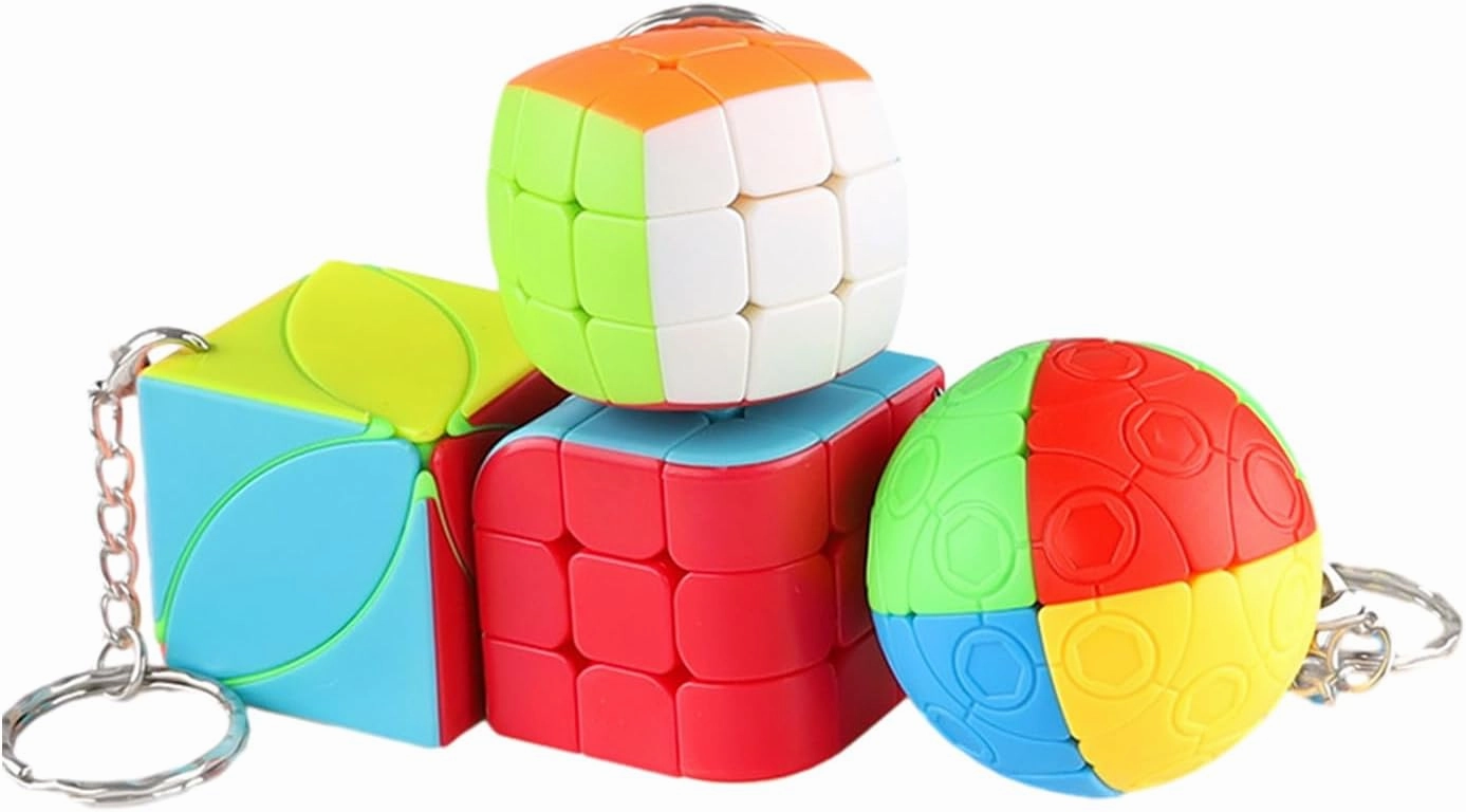 Speed Cube Set, Keychain Cube Set Keyring Magic Cube Bundle of 2×2 Maple Leaf Cube 3×3 Cube 3×3 Small Bread Cube and Ball Cube Stickerless Mini Cube Puzzle Cubes 4 Packs