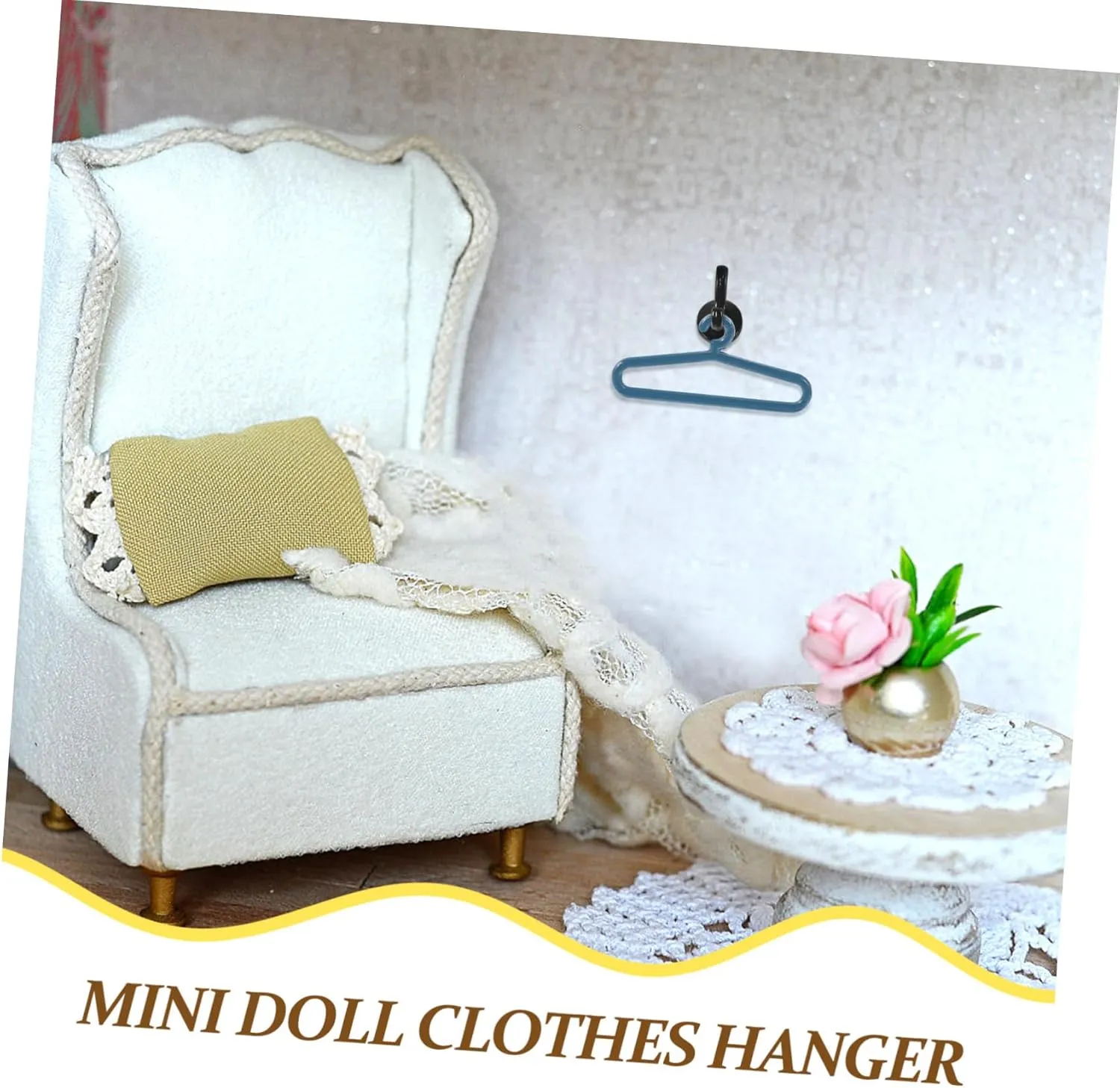 VANZACK 5 Sets Compact Mini Doll House Hangers Dress Outfit Holders Dress Outfit Holders Miniature Hangers Versatile Decor