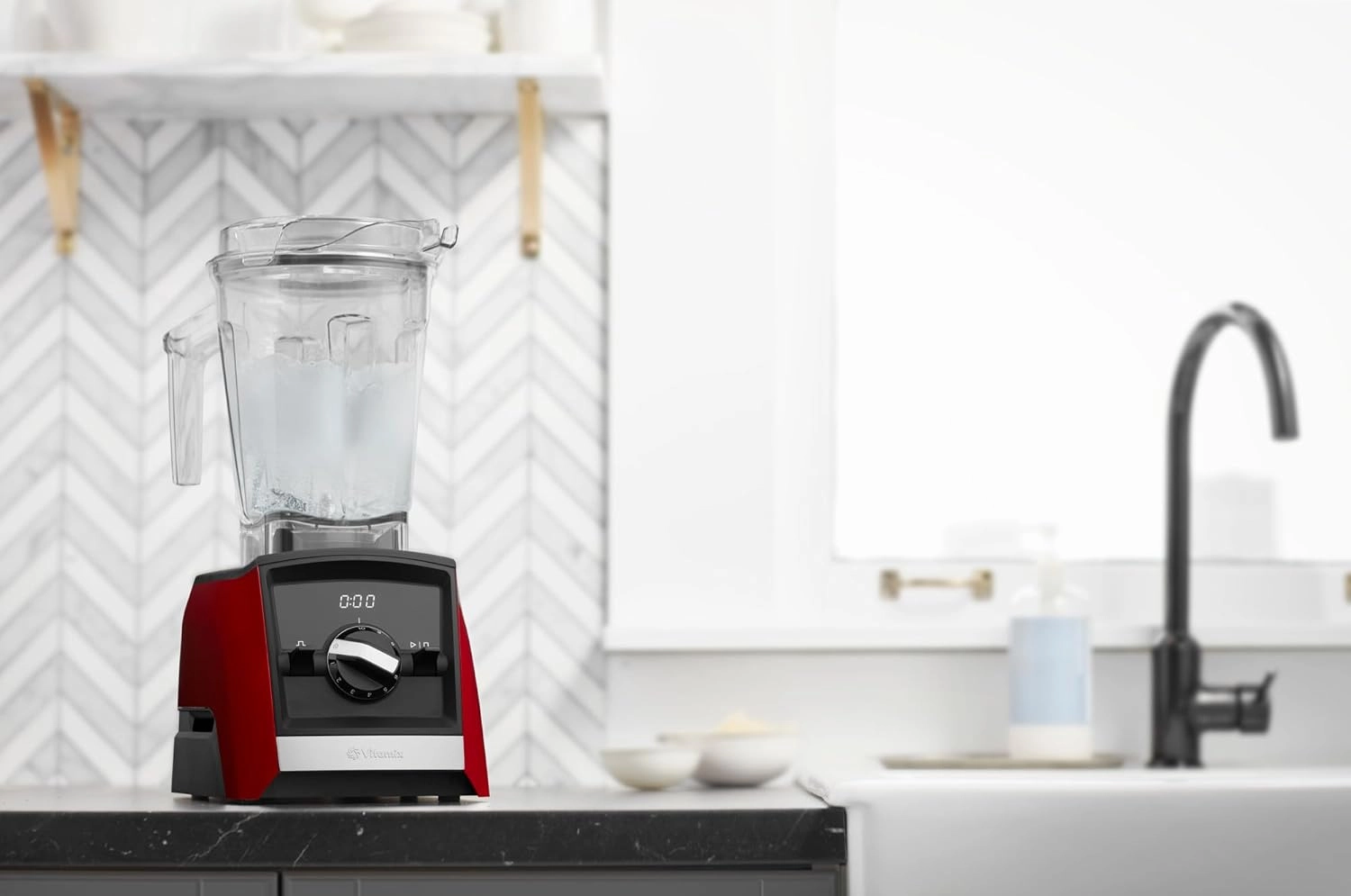 Vitamix Red A2300 Ascent Series Smart Blender, Professional-Grade, 64 oz Low-Profile Container, 64 fl oz