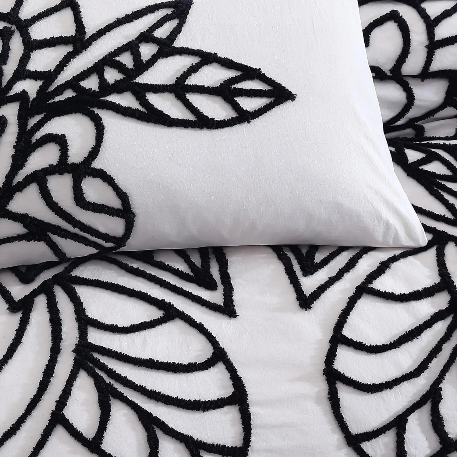 Wild Out Tufted, 100% Cotton, 3 Piece, 1 Duvet with 2 Shams, Full Queen Duvet Set Black