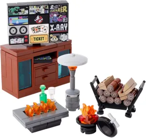 Winter Village MOC Building Set – City TV Studio & Fireplace Campfire Accessories, 161  PCS Modular Christmas Scene Compatible with Major Brands (Style 2)