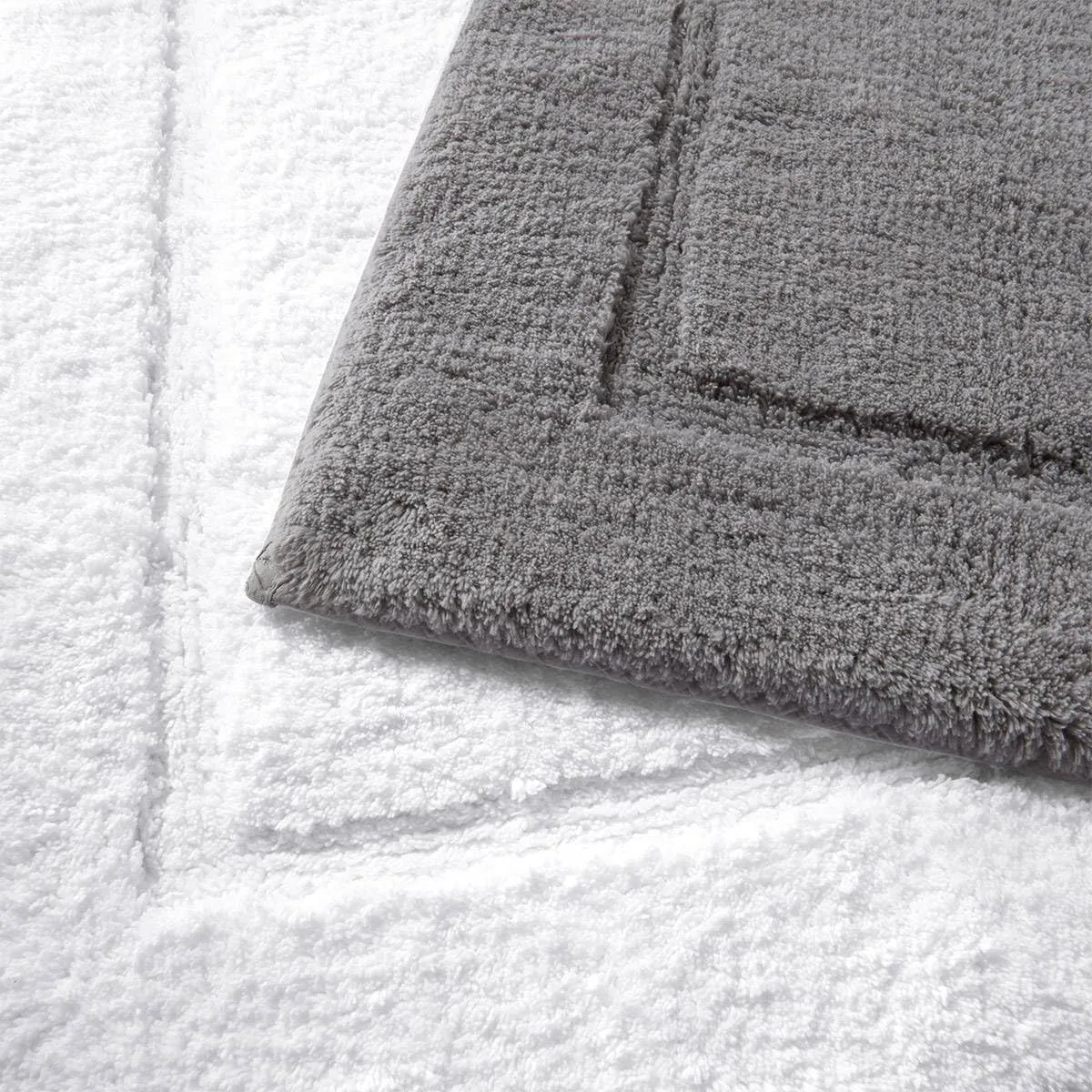 Yves Delorme Prestige Platine (Platinum Grey) 24 x 24 in Cotton | Luxury Bath mat from Turkey